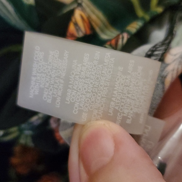 Karl Lagerfeld Black Floral Blouse NWOT - Picture 9 of 10